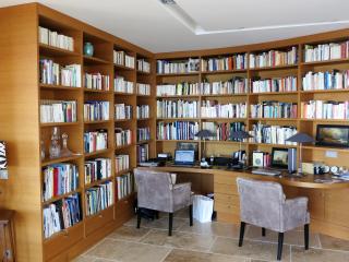 Office library